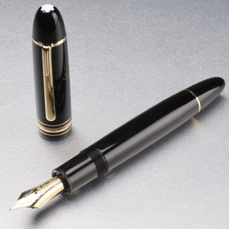 Montblanc Barack Obama ""Yes we can"" Fountain Pen