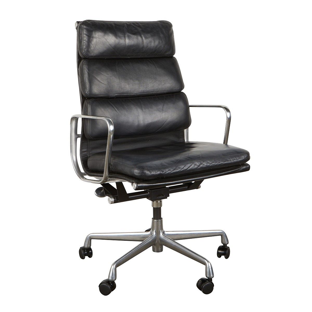 Eames Soft Pad Executive Chair MCM