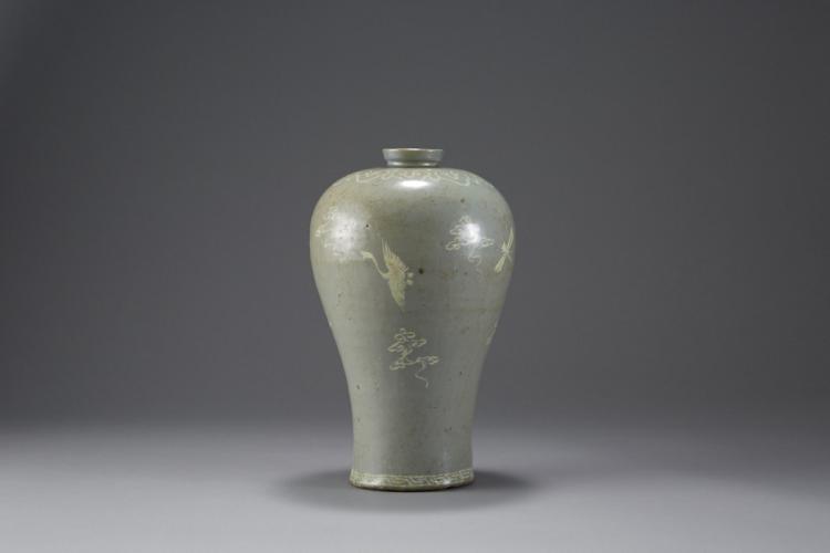 Korean Inlaid Celadon Maebyong Vase - Goryeo Dynasty (918-1392)